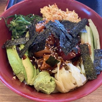 Nora Asian Fresh - Poke Bowl & Cream Cheese Rangoon (5 Pcs) (Background) - Asian Fusion Near Me - Phoenix, Arizona