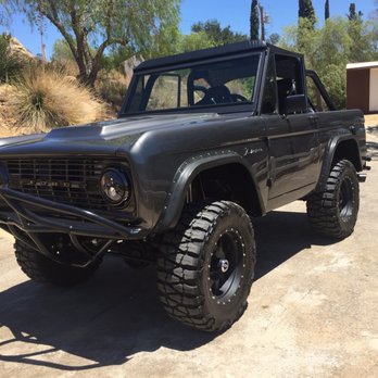 World Famous 4x4 - 1975 ford bronco - Auto Repair Near Me - Burbank, California World Famous 4x4 - 1975 ford bronco - Auto Repair Near Me - Burbank, California