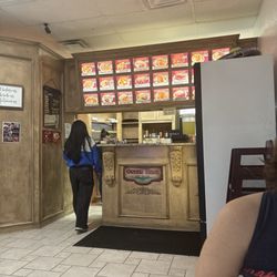 Tacos Jalisco - Order and register and they bring your food to table.
