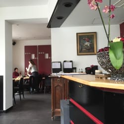 La Diffèrence - View at lunch
