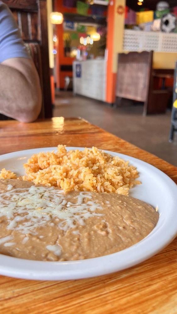 El Salto Authentic Mexican Restaurant — Mexican restaurant in Sylvania