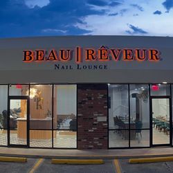 Beau Rêveur Nail Lounge