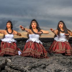 Hoomau A Mai Grille Luau - Hula Kahiko