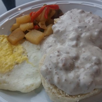 Comfort Suites Wilson - I - 95 - Free Hot Breakfast. Sausage Gravy and Biscuits, egg patty, potatoes with peppers and onion. - Hotels Near Me - Wilson, North Carolina Comfort Suites Wilson - I - 95 - Free Hot Breakfast. Sausage Gravy and Biscuits, egg patty, potatoes with peppers and onion. - Hotels Near Me - Wilson, North Carolina