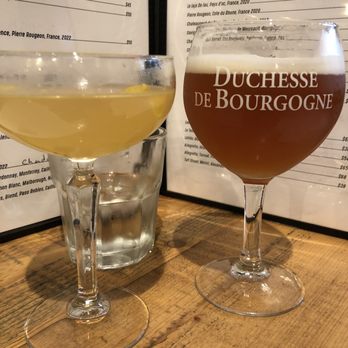 Brussels Bistro - The Bee's Knees and pêche beer - Belgian Near Me - Laguna Beach, California