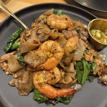 Manaao - Thai Near Me - Tustin, California
