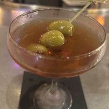 The Misfit Restaurant + Bar - Manhattan with three olives instead of cherries - Bars Near Me - Santa Monica, California The Misfit Restaurant + Bar - Manhattan with three olives instead of cherries - Bars Near Me - Santa Monica, California