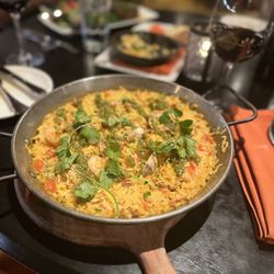 Tagaris Winery & Taverna Tagaris - Paella