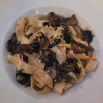 Alessa - Pappardelle Tartufo - Italian Near Me - Laguna Beach, California Alessa - Pappardelle Tartufo - Italian Near Me - Laguna Beach, California