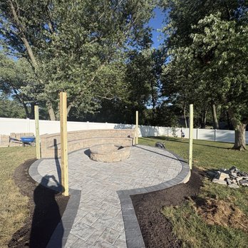A SUMMER PLACE landscaping - Fire pit, built in bench, retaining wall - Gardeners Near Me - Red Bank, New Jersey A SUMMER PLACE landscaping - Fire pit, built in bench, retaining wall - Gardeners Near Me - Red Bank, New Jersey