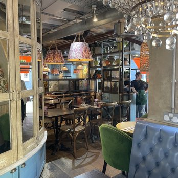 Bill's - British Near Me - London, XGL