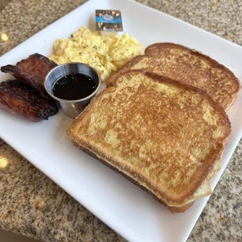 Townhouse Brunch - Sweet Tooth Combo - Breakfast & Brunch Near Me - Colleyville, Texas Townhouse Brunch - Sweet Tooth Combo - Breakfast & Brunch Near Me - Colleyville, Texas