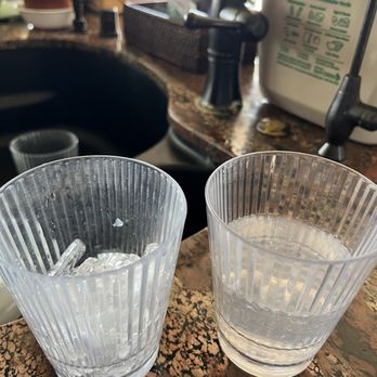 Ding Tea - Measured between 7and 8 oz of ice - Bubble Tea Near Me - San Diego, California
