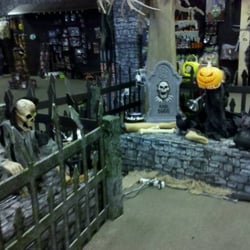 Spirit Halloween Store