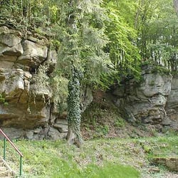 Zum Felsenpfad