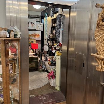 FANCY FLEA - Picture of the entrance to the safe - Antiques Near Me - DAWSONVILLE, Georgia