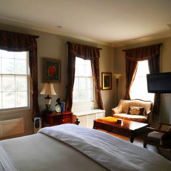 Chrystie House - Albert Chrystie room at Chrystiehouse in Beacon NY - Bed & Breakfast Near Me - Beacon, New York Chrystie House - Albert Chrystie room at Chrystiehouse in Beacon NY - Bed & Breakfast Near Me - Beacon, New York