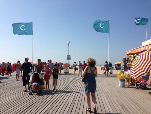 Deauville Beach by null