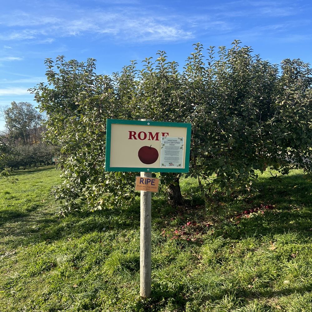 Fishkill Farms - Farmers Market Near Me - Hopewell Junction, New York