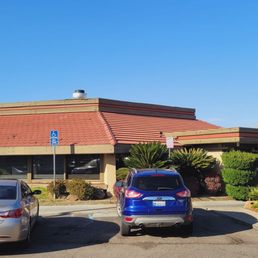 Outside view of Shari's Cafe Outside view of Shari's Cafe