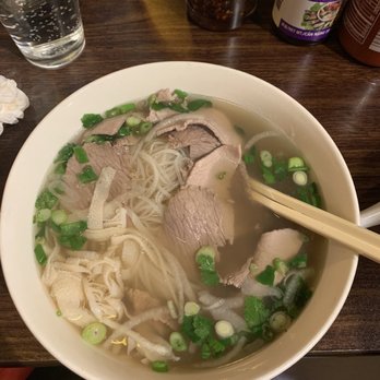 ViVi Pho Arapahoe - 10. Pho Tai Chin Sach Noodle Soup - Vietnamese Near Me - Centennial, Colorado ViVi Pho Arapahoe - 10. Pho Tai Chin Sach Noodle Soup - Vietnamese Near Me - Centennial, Colorado
