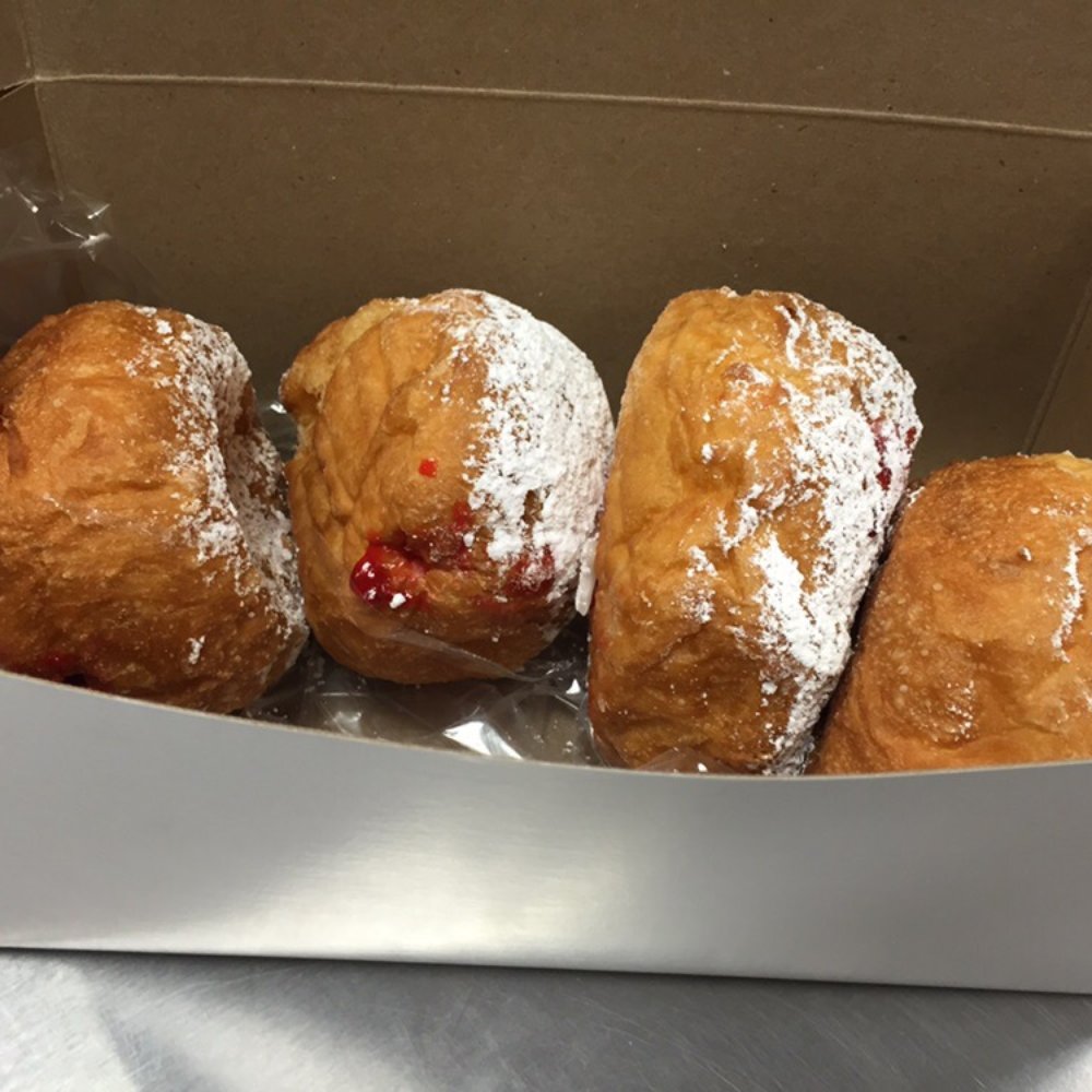 New Palace Bakery - Bakeries Near Me - Hamtramck, Michigan New Palace Bakery - Bakeries Near Me - Hamtramck, Michigan