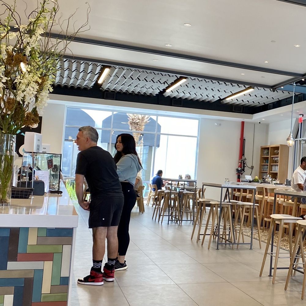 Urbe - Interior - Mexican Near Me - Houston, Texas