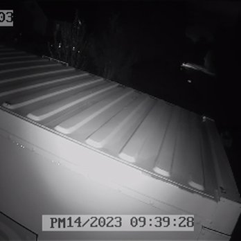 PODS Moving & Storage - Heres the view from my camera i cannot see the door to see if my ex or anyone is breaking in.the thin ass door it has on it - Self Storage Near Me - Compton, California