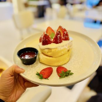 Fluffy Fluffy Cafe - Pancakes Near Me - Edison, New Jersey Fluffy Fluffy Cafe - Pancakes Near Me - Edison, New Jersey