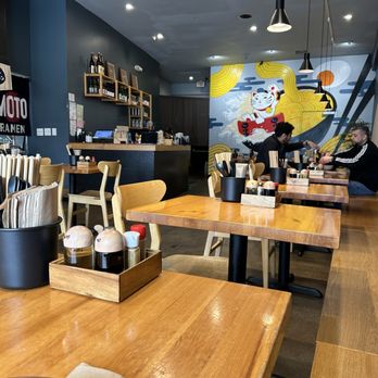 Moto Ramen - Cute mural and plenty of seating. - Ramen Near Me - Culver City, California Moto Ramen - Cute mural and plenty of seating. - Ramen Near Me - Culver City, California
