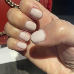 Horrible manicure! Horrible manicure!