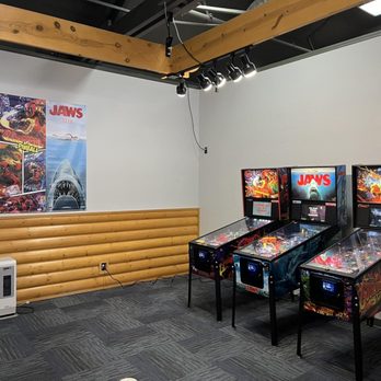 Fins Family Fun - Arcades Near Me - Bandon, Oregon Fins Family Fun - Arcades Near Me - Bandon, Oregon