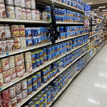 Strack and Van Til - Neatly blocked shelves - Bakeries Near Me - Hobart, Indiana