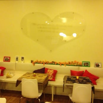 Loving Hut - Etwas eigenwillige Deko - Vegan Near Me - Vienna, 9 Loving Hut - Etwas eigenwillige Deko - Vegan Near Me - Vienna, 9