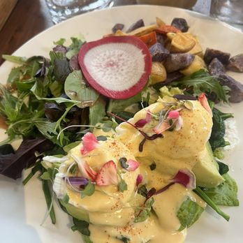 Lapisara Eatery - Breakfast & Brunch Near Me - San Francisco, California