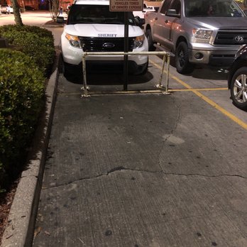 Rouses - They NEVER have 2 bribes here simultaneously. - Grocery Near Me - Metairie, Louisiana Rouses - They NEVER have 2 bribes here simultaneously. - Grocery Near Me - Metairie, Louisiana