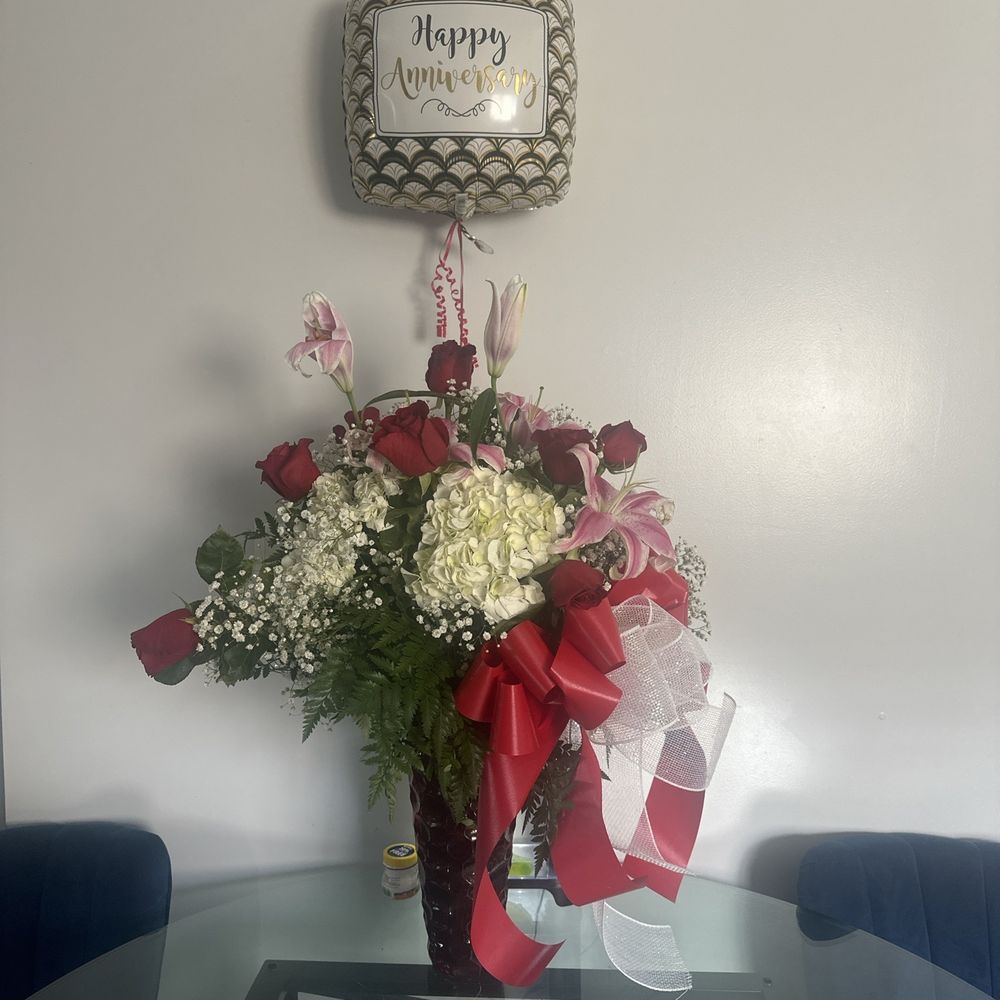 May Flowers - Florists Near Me - Santa Fe Springs, California May Flowers - Florists Near Me - Santa Fe Springs, California