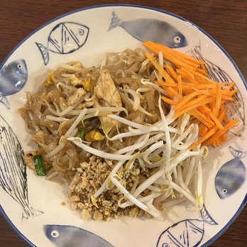 Zabb PuTawn - Pad Thai (Chicken) - Thai Near Me - New York, New York Zabb PuTawn - Pad Thai (Chicken) - Thai Near Me - New York, New York