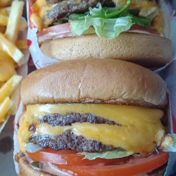 In-N-Out Burger - Dbl Dbl Cheese Fries - Fast Food Near Me - Ontario, California