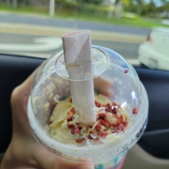 Sun Tea Mix - The paper straw is pretty flimsy after a few sips - Bubble Tea Near Me - Honolulu, Hawaii Sun Tea Mix - The paper straw is pretty flimsy after a few sips - Bubble Tea Near Me - Honolulu, Hawaii
