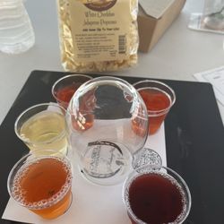 Cassel Vineyards Of Hershey - Sweets flight