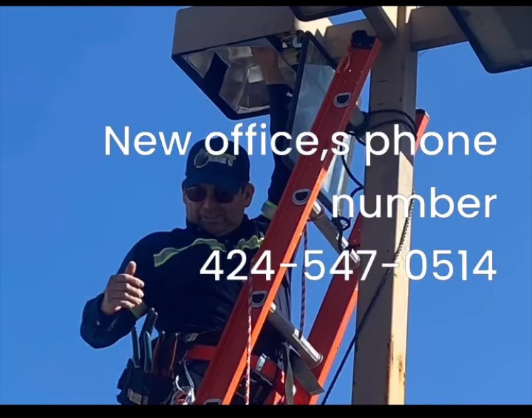 Slide of Josh the Honest Electrician