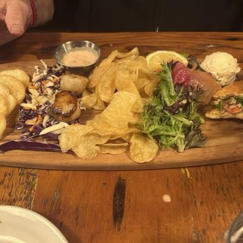 The Cork & Cast - Seafood board 1/2 - Seafood Near Me - Charlottetown, Prince Edward Island