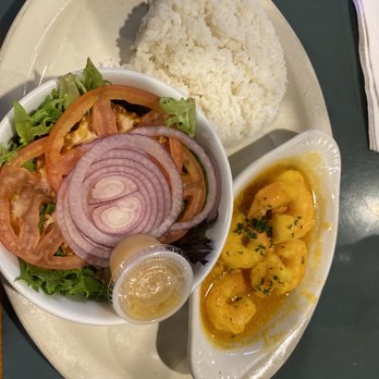 El Pub - Cuban Near Me - Miami, Florida