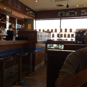 Le Fameux - Classic diner vibe. - Burgers Near Me - Montreal, Quebec