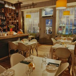 Merienda - We want our guests to feel at home. The menu and service is very fluid, all pretensions are dispersed.