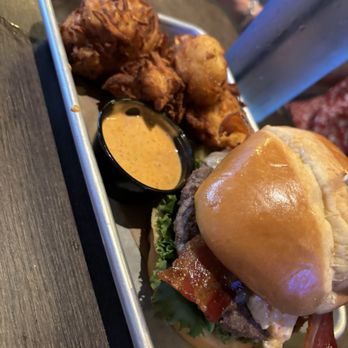 Ole Red - Hamburger- with the amazing tots - Music Venues Near Me - Gatlinburg, Tennessee