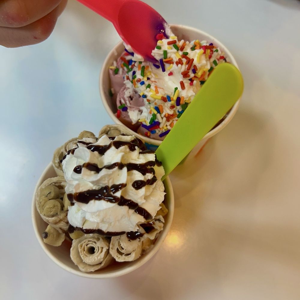 YOLO Rolled Ice Cream - Ice Cream & Frozen Yogurt Near Me - Branson, Missouri YOLO Rolled Ice Cream - Ice Cream & Frozen Yogurt Near Me - Branson, Missouri