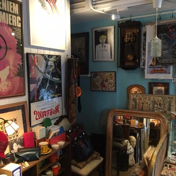 InBetween - Used, Vintage & Consignment Near Me - Hong Kong, HK