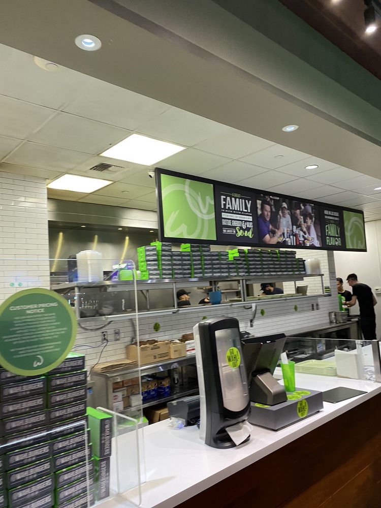 Wahlburgers - Photo 2